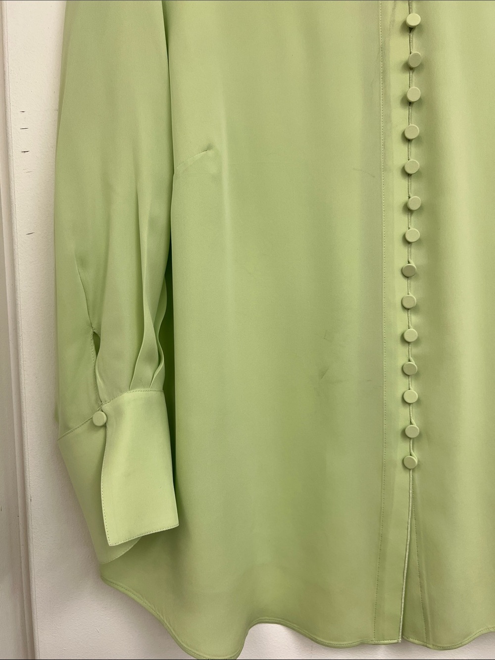 Lafayette 148 Light Green 100% Silk Button Up Blouse Collared Shirt Work Office - Picture 2 of 7